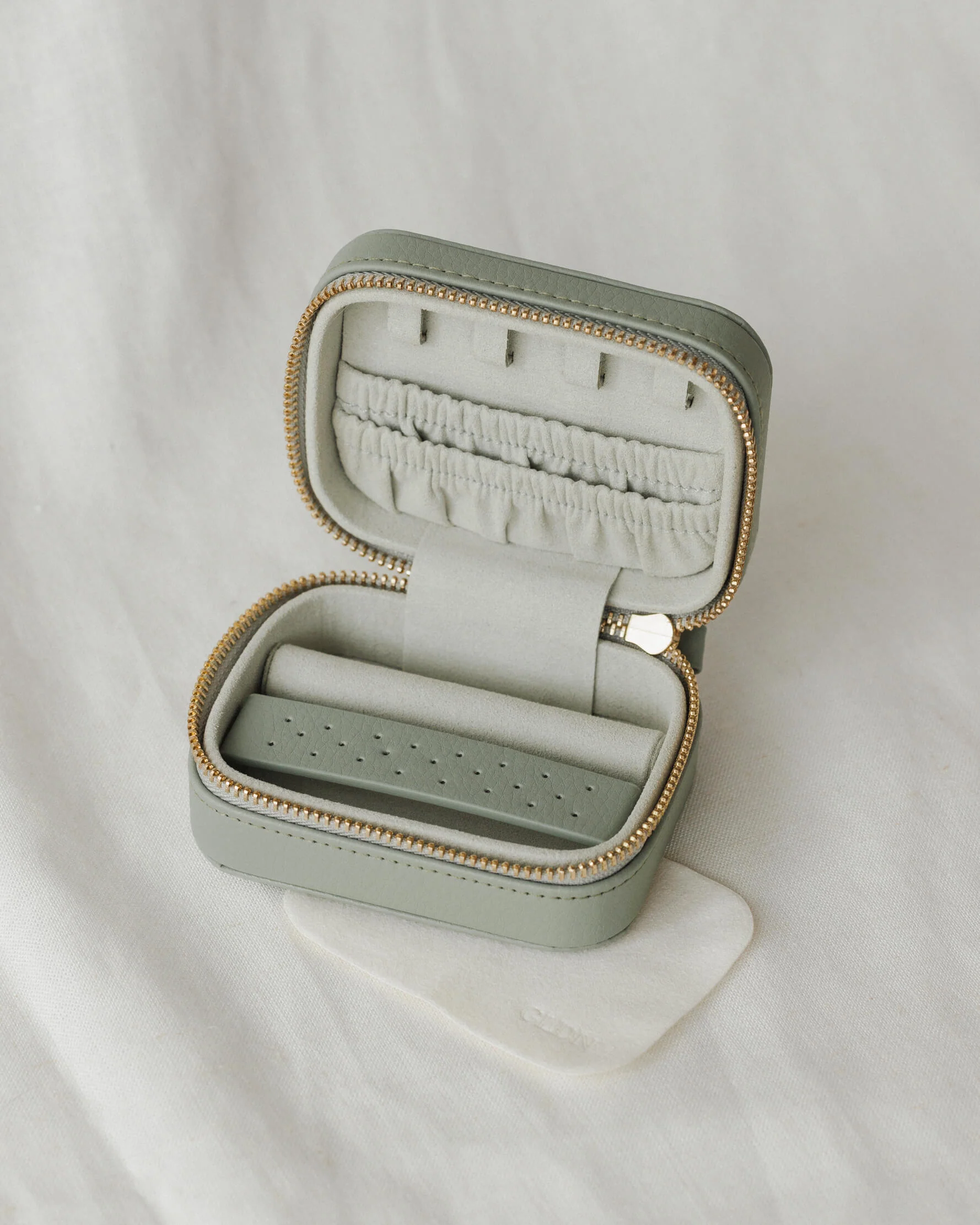 Sidekick Jewelry Case - Image 8