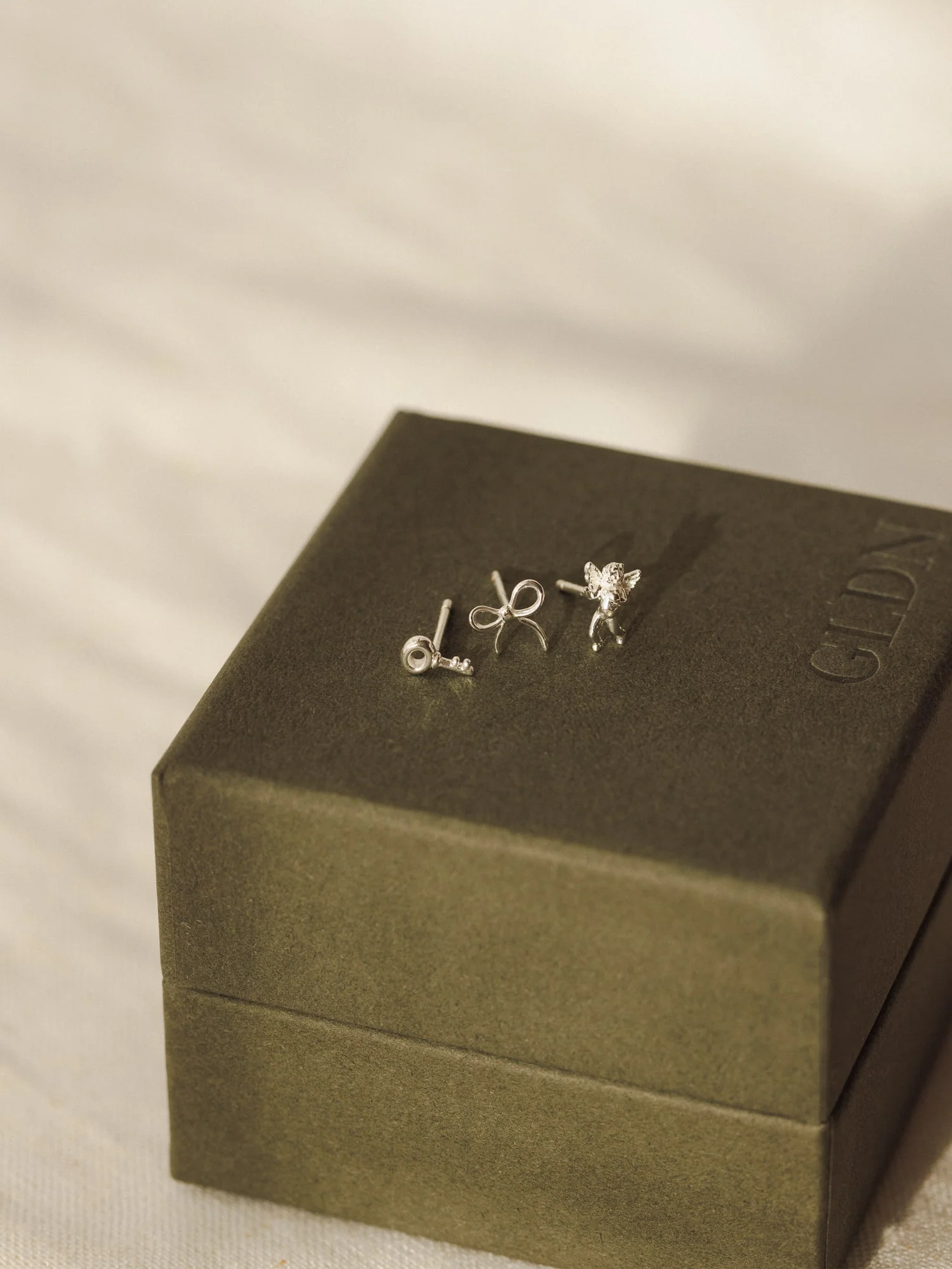 Skeleton Key Studs - Image 10